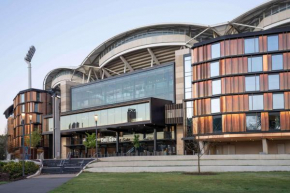 Oval Hotel at Adelaide Oval, Adelaide